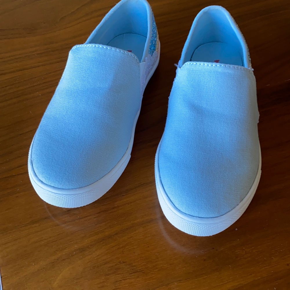 Kids shoes